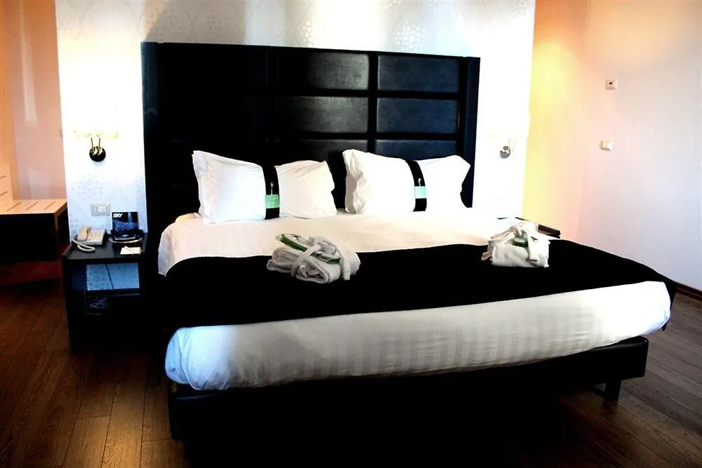 Holiday Inn Genoa City By Ihg Italy