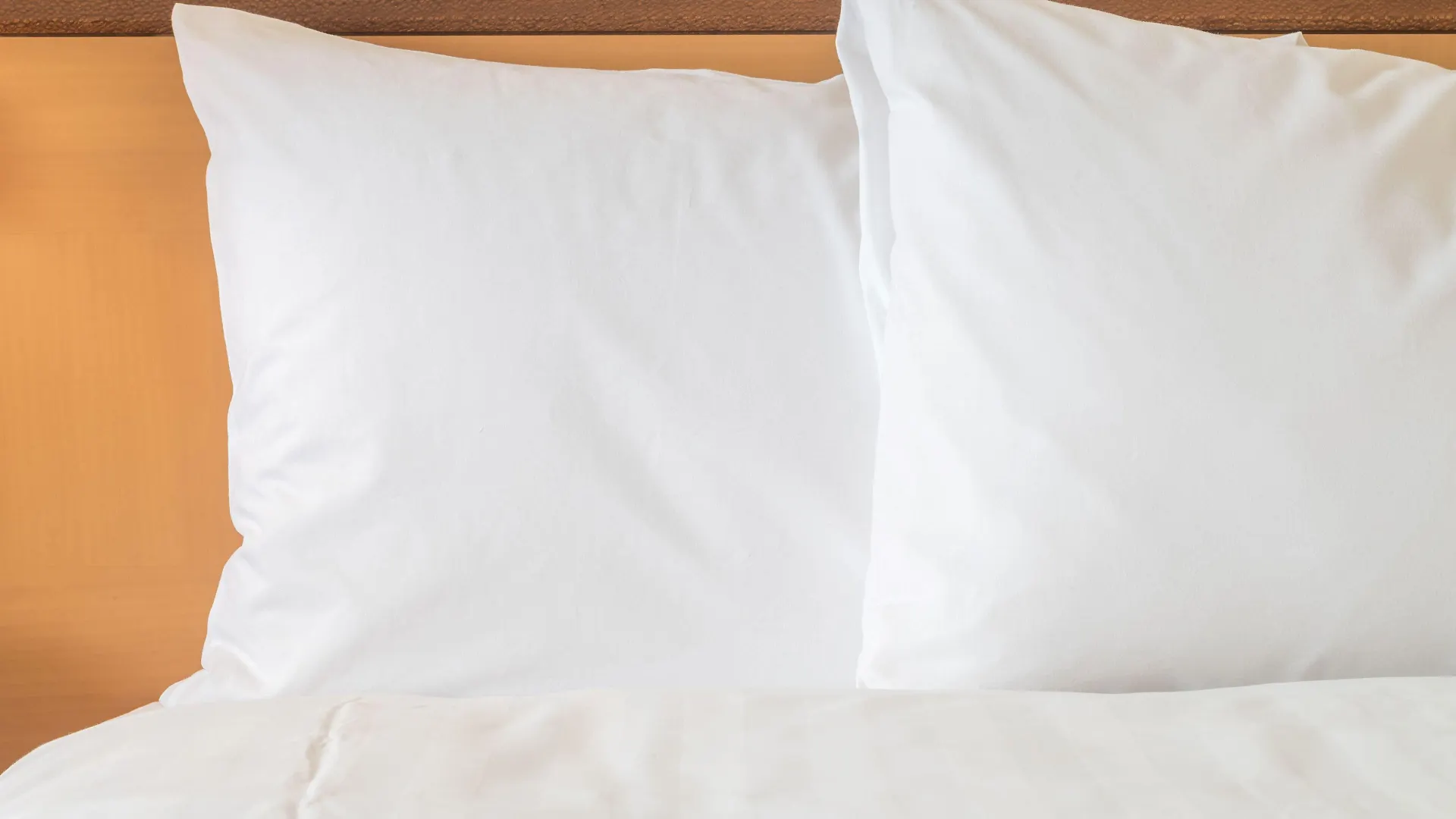 Holiday Inn Genoa City By Ihg Hotel